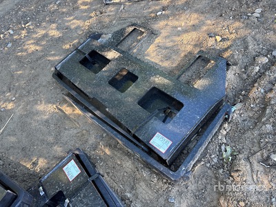 2025 Kit Containers QT-45-FF-42 42 in Skid Steer Forks (Unused)