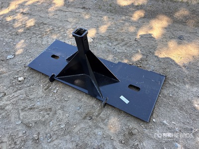 2025 Kit Containers QT-TM スキッドステアローダー用ヒッチレシーバー
