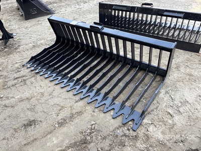 2025 Kit Containers QT-SB-L76-V3 76 in Skeleton Skid Steer Bucket (Unused)