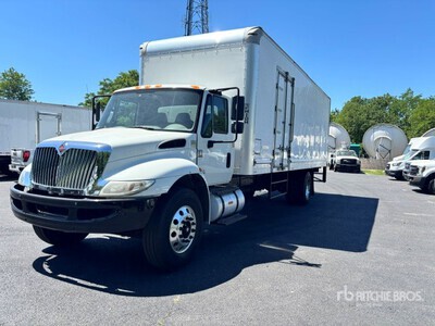 2019 International 4300 バントラック