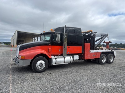 1995 International 9500 6x4 Sleeper Tow Truck