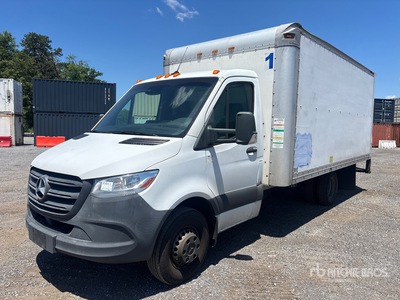 2021 Mercedes-Benz Sprinter 3500 4x2 Autocarro furgonato