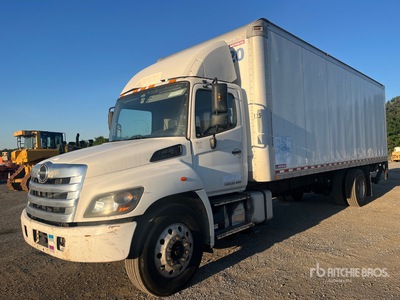 2016 Hino 268 4x2 Van Truck