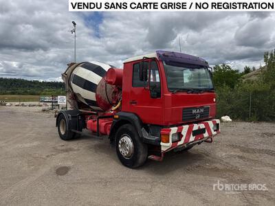 MAN 4x2 Right Hand Driving Mixer Truck