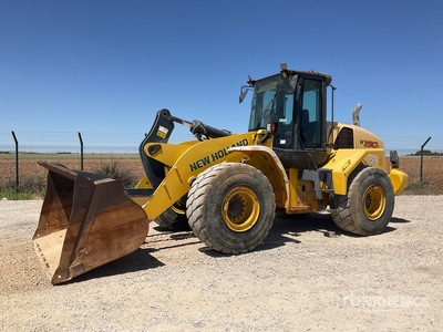 2011 New Holland W190C ホイールローダー
