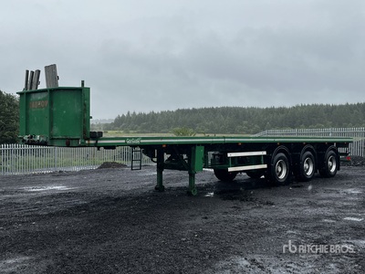 2001 Nooteboom OVB-42-03V 42 ton 45 ft Tri/A 12.75 m - 19.75 m Extendable Flatbed Trailer
