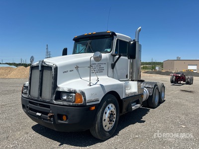 1993 Kenworth 600B 6x4 تراكتور شاحنة نهارية (ثنائية المحور)