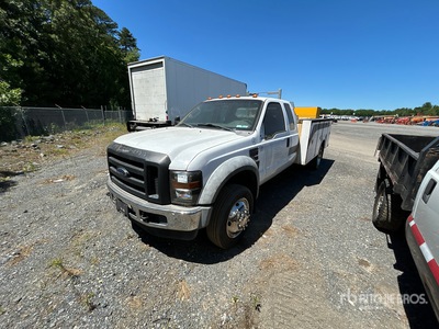 2008 Ford F-450 XL 4x2 Utility Truck (Inoperable)
