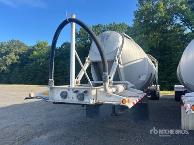 2005 Polar Tank 1000 cft T/A Remorque à vrac pneumatique