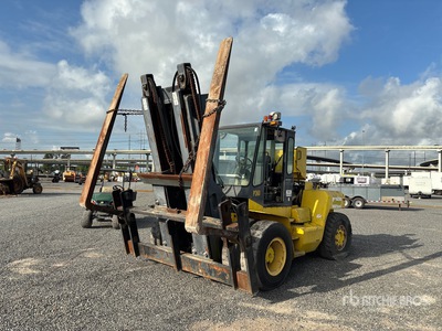 Hyster P360 Pneumatic Tire Forklift