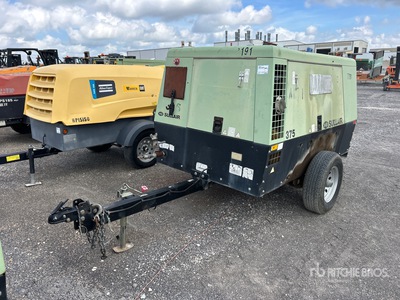 2011 Sullair 375PQJD 375 cfm Mobile Sprężarka powietrza (Inoperable)