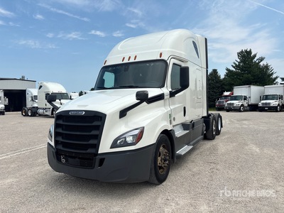 2020 Freightliner Cascadia 126 6x4 T/A Slaapcabine Trekker