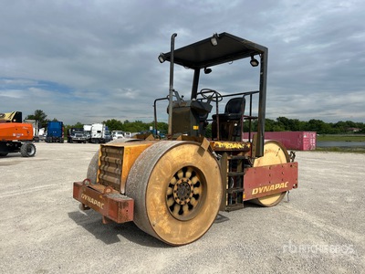 2005 Dynapac CS142N 3 Wheel Roller