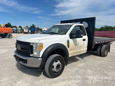 2017 Ford F-450 XL 4x2 平台トラック