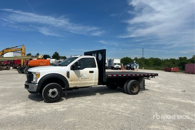 2017 Ford F-450 XL 4x2 Camion à Plateau