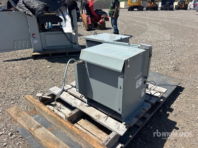 Quantity of (2) Transformer Divers - Équipement de distribution électrique