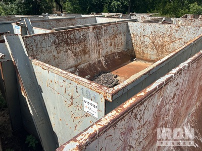 13 ft 10 cyd Roll-Off Container