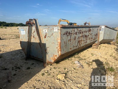 13 ft 15 cyd Roll-Off Container