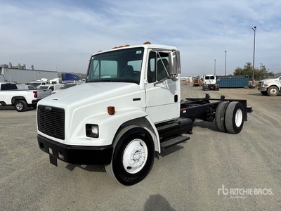 2003 Freightliner FL70 4x2 Cab and Chassis