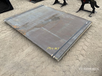 Quantity of (2) 2025 Kit Containers 6 ft x 8 ft 3/4 in thick Plaques d'acier