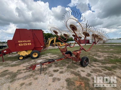 New Holland 20 ft 8 Wheel Andaineur