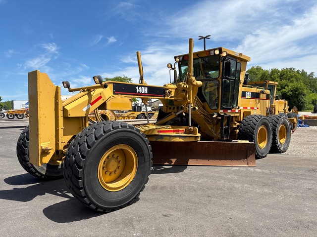 2000 Cat 140H Motor Grader