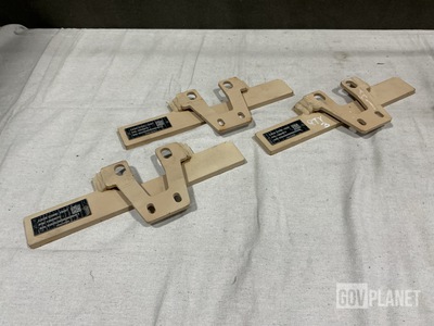(6) Oshkosh Defense 12604973 Mounting Brackets