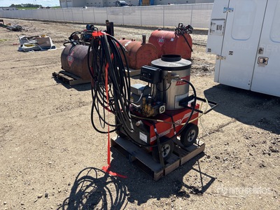 Hotsy 555 SS Pressure Washer