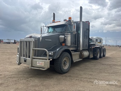2013 Kenworth T800 8x6 Autocarro con argano