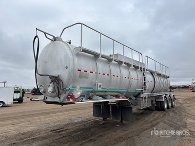 2009 Heil 13200 gal Tri/A Przyczepa cysterna