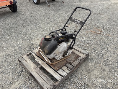 Mustang LF-88 Vibratory Plate Compactor