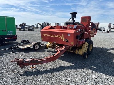 1999 New Holland 585 Grossballenpresse