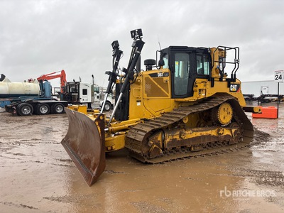 2015 Cat D6TLGP Planierraupe
