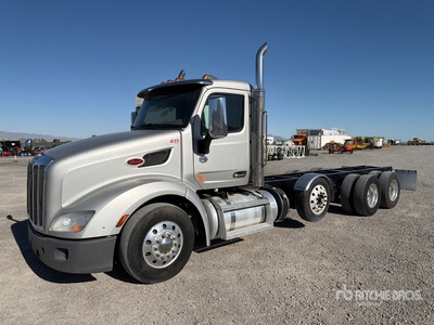 2016 Peterbilt 579 8x4 Fahrgestell