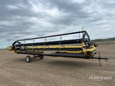 2007 Honey Bee WS 30 30 ft Grain Belt Combine Header