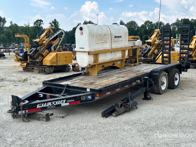 2019 Lucon 12T172FC 21 ft T/A Equipment Trailer