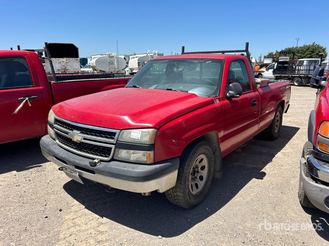 2006 Chevrolet Silverado 1500 4x2 Pickup