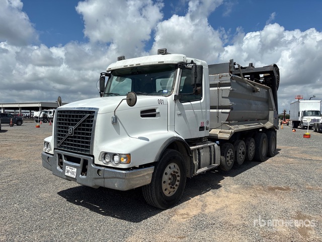 2020 Volvo VHD 18x4 Super 18 Five Axle Dump Truck