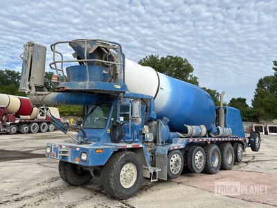 2014 Oshkosh S-Series 14x6 Front Discharge Mixer vrachtwagen (Glider Kit)