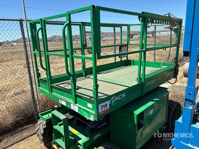 2017 Skyjack SJ6826 RT Scissor Lift