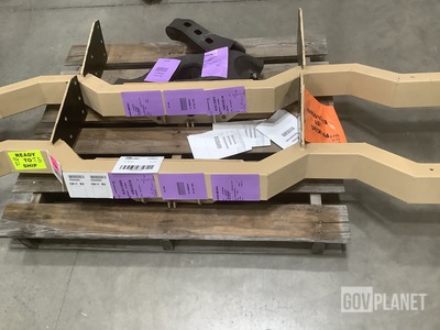 (2) BAE Systems 12422837 Bumpers & (1) AM General 12480554-1 Control Arm