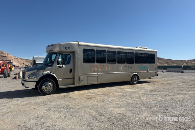 2017 Freightliner 4x2 40-Seat Transit Bus