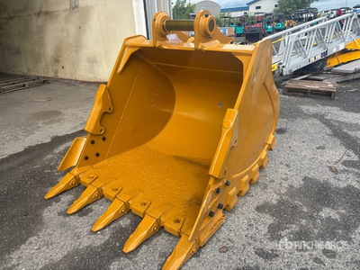 2026 Warrior WBRC20-1400 53 in Digging Excavator Bucket - Fits Cat 320 / 20 - 25 ton (Unused)
