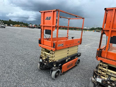 2017 JLG 1932R Electric Scissor Lift