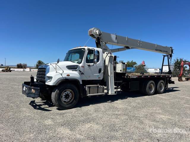 National 800D 46000 lb Straight Boom on 2014 Freightliner 114SD 6x4 Boom Truck