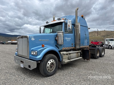 2013 Western Star 4900FA 6x4 T/A Sleeper Truck Tractor