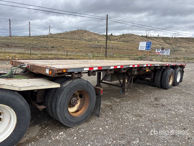 2011 Thruway 28 ft Super B-Train Pup Flatbed Trailer