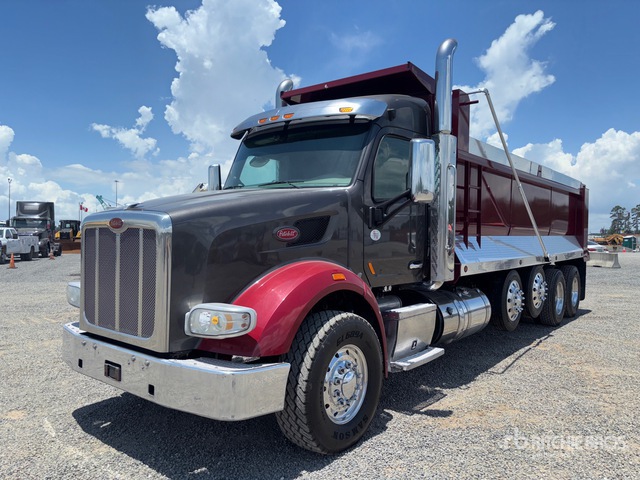 2021 Peterbilt 567 10x4 Quad/A Dump Truck