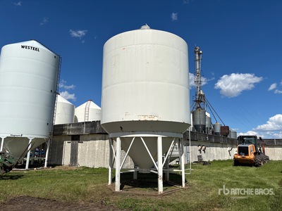 Friesen +/- 1800 bu Smooth Wall Hopper Trémie à grains
