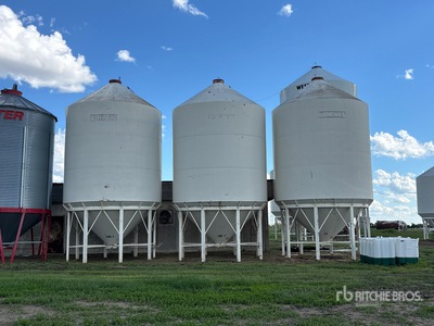 Friesen +/- 1800 bu Smooth Wall Hopper Trémie à grains